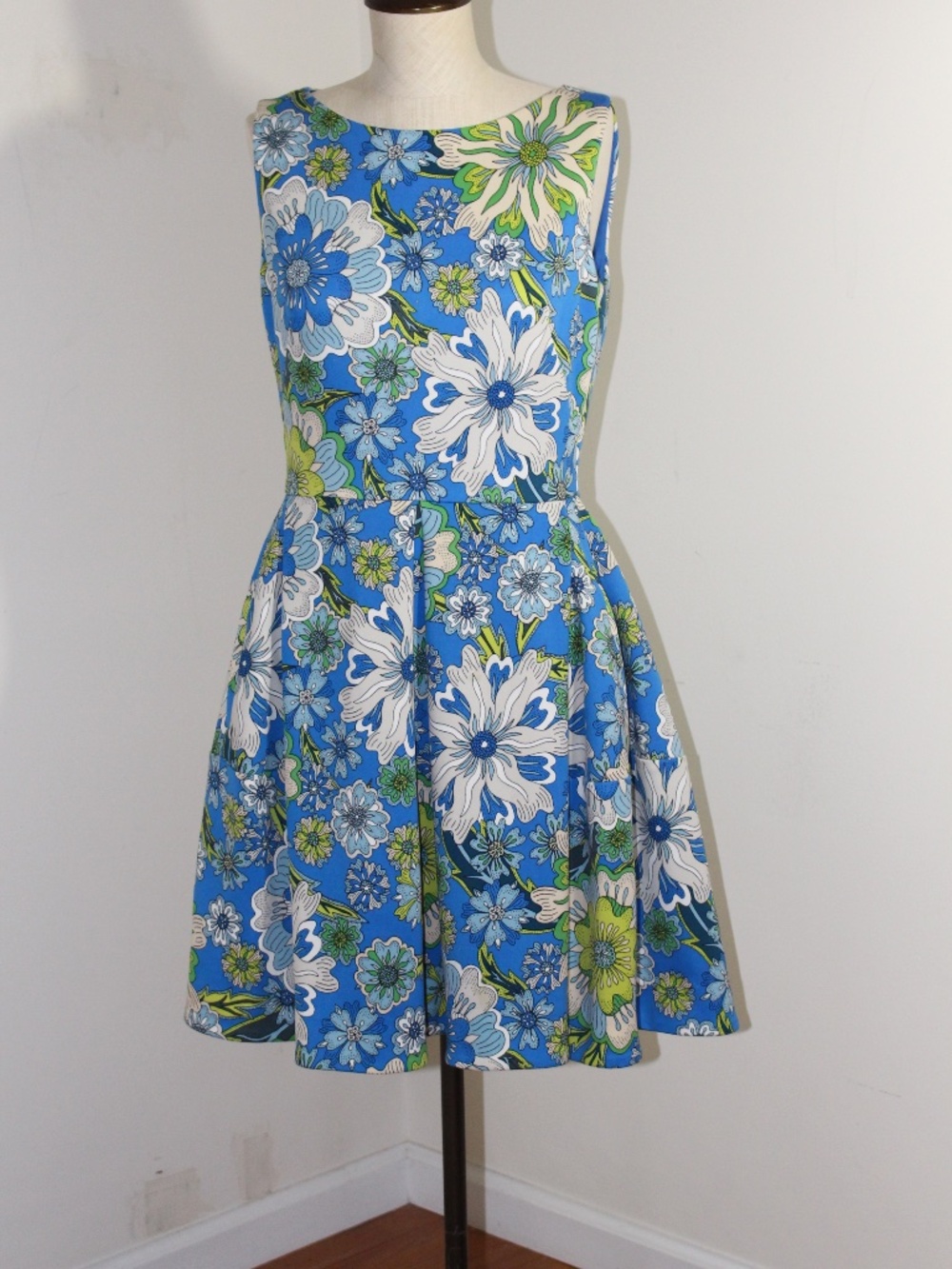 Just...Taylor, Fit and Flare floral dress
